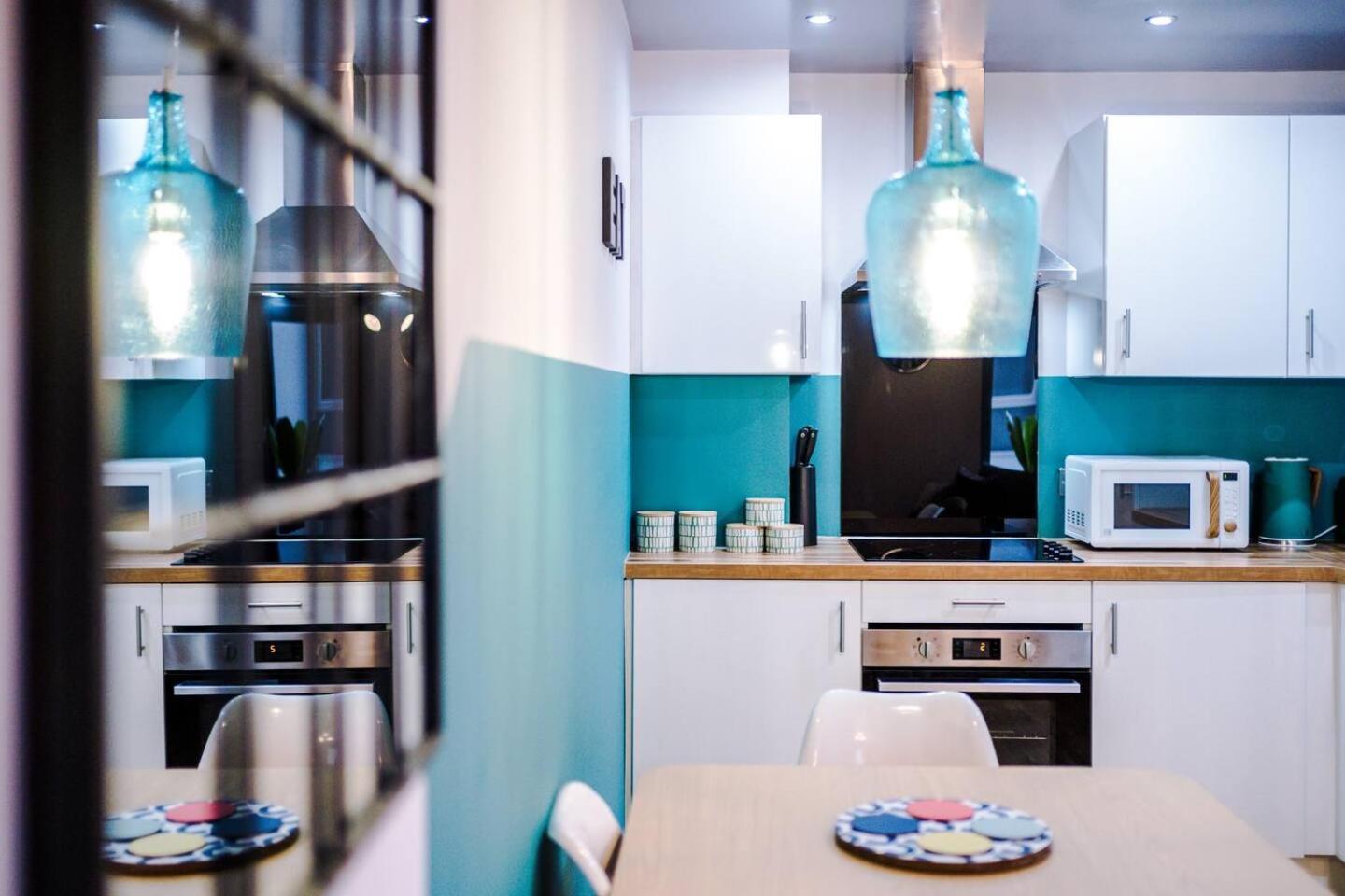 High Reviewed 1-Bed With Parking Central Location Liverpool Bagian luar foto