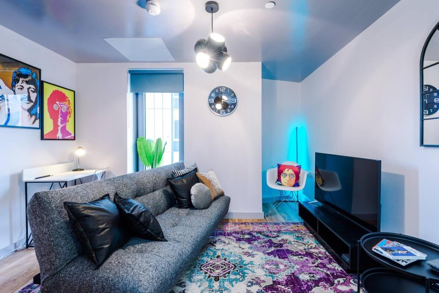 High Reviewed 1-Bed With Parking Central Location Liverpool Bagian luar foto