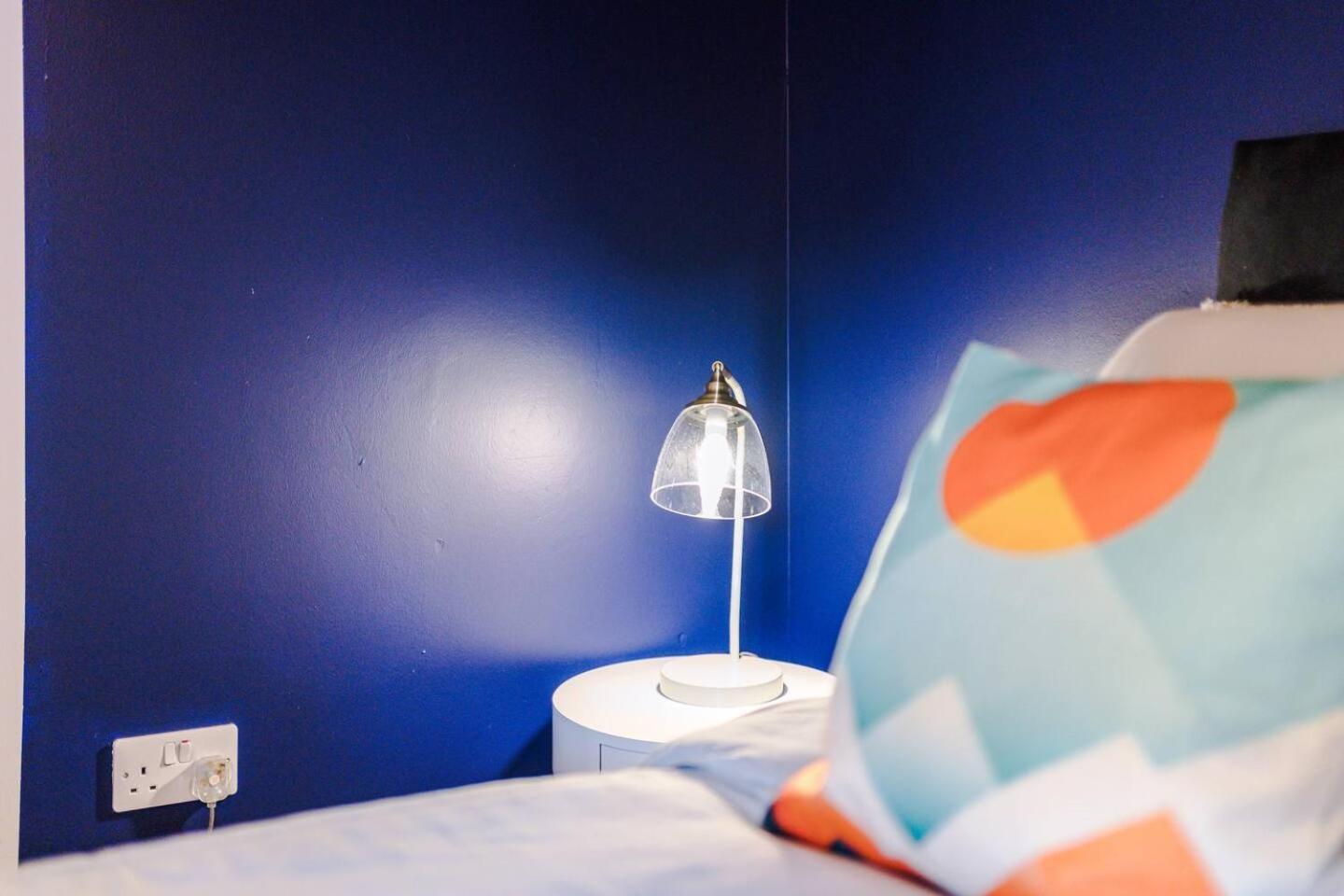 High Reviewed 1-Bed With Parking Central Location Liverpool Bagian luar foto